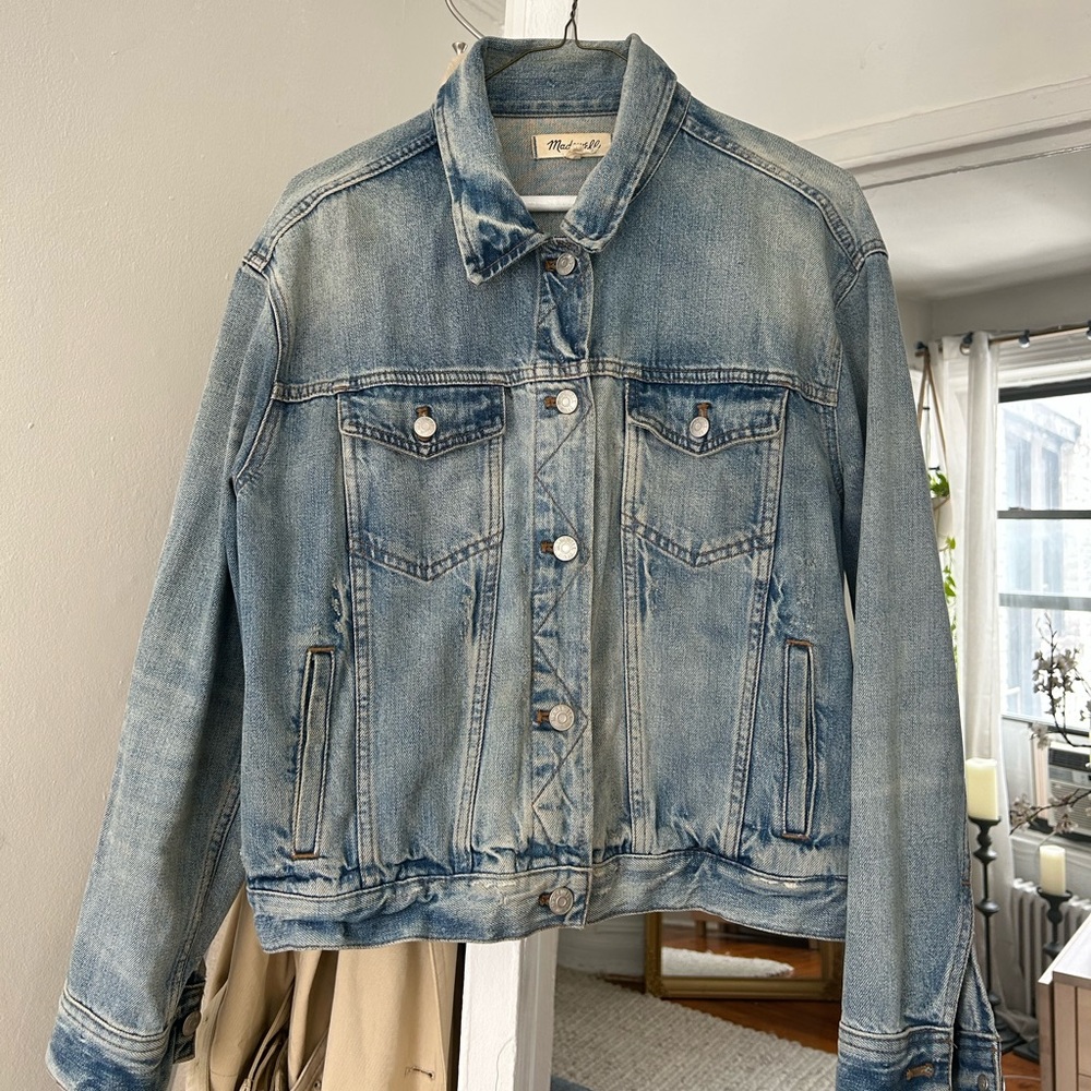 Madewell oversized trucker jean jacket